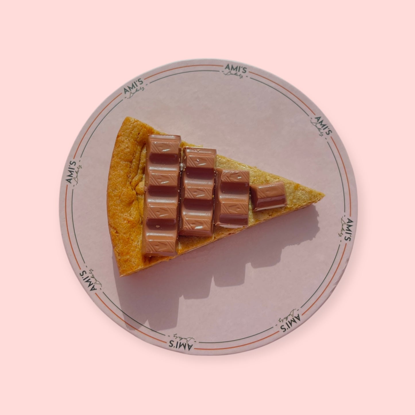 A SLICE - COOKIE CAKE + KINDER TOPPING