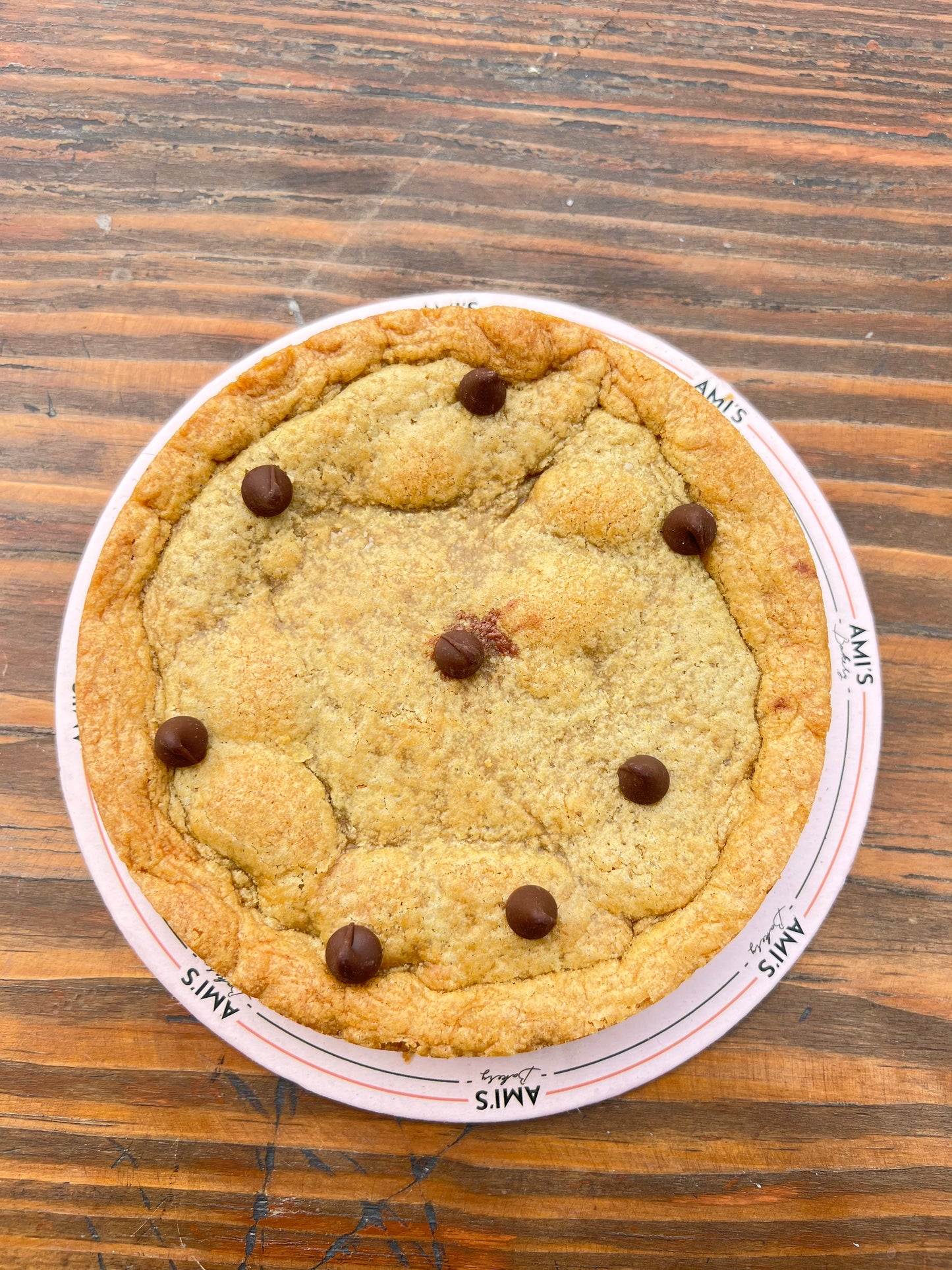 Mini Cookie Cake + Chocolate Chip Topping