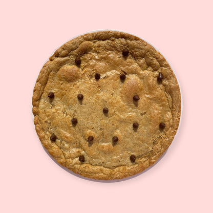 Cookie Cake + Chocolate Chip Topping